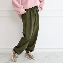 【丈調整できる】上質カジュアル 撥水加工素材のイージーカーゴパンツ ウエストゴム/3サイズ   カーキ　0752KH 1枚目の画像