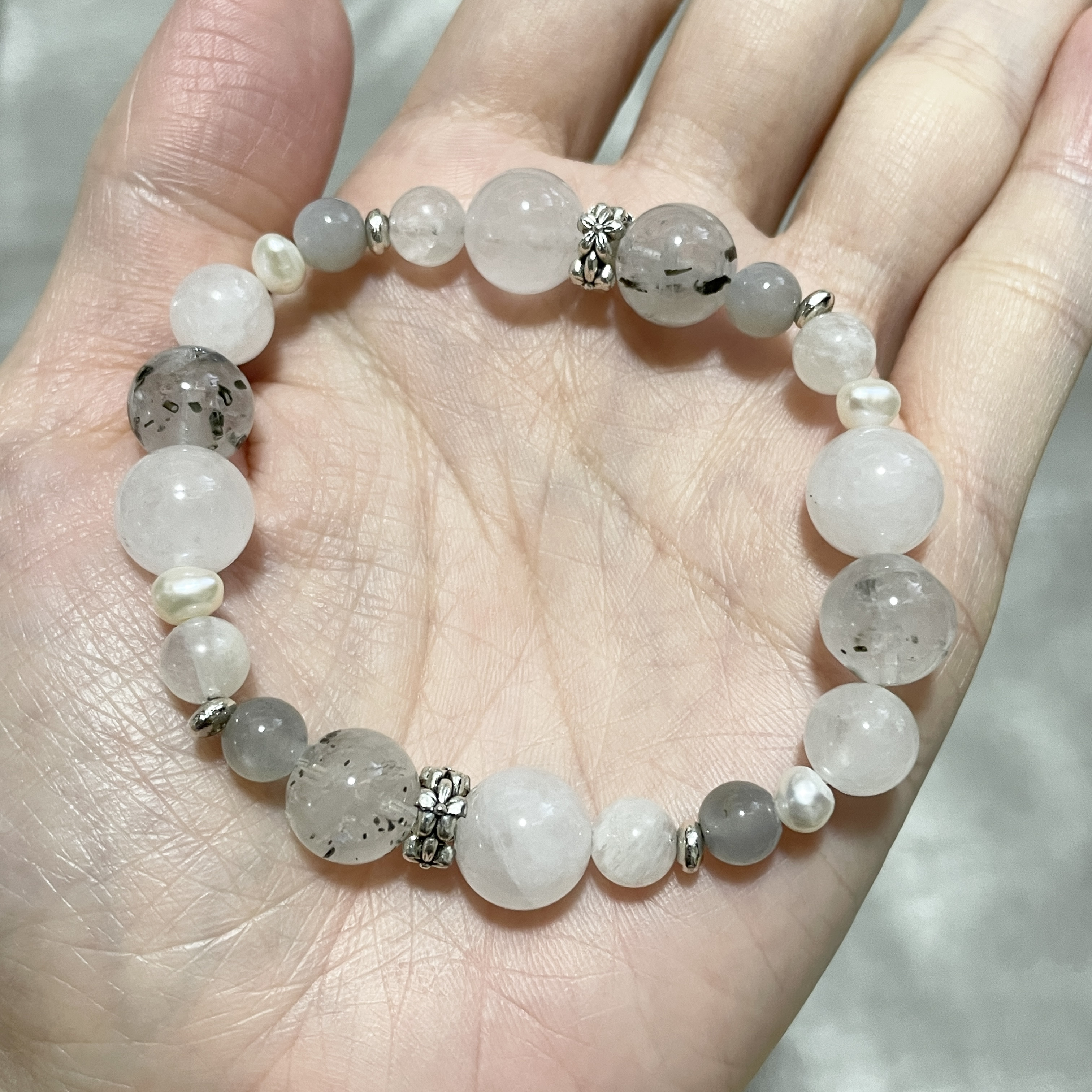 【数量限定】326.白い花冠-アゼツライト×ムーンストーン×淡水パール
