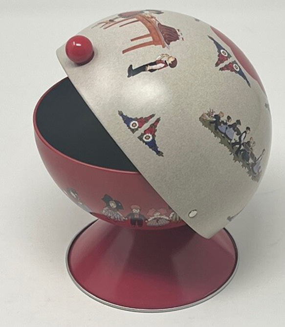 新入荷！フランス！ディスプレイにも『フランスのアルザス　Hansi(ハンジ)　TIN缶　小物入れ（ボール型）』 5枚目の画像