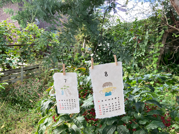 2026年カレンダー 「月めくり」各月ごとに心和む「いっぷくハンコ」のワンポイント 手漉き和紙使用 小さなスペースにも… 6枚目の画像