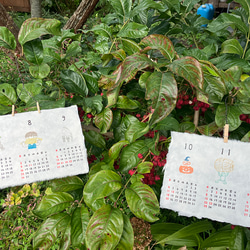 2026年カレンダー「3ヶ月めくり」各月ごとに心和む「いっぷくハンコ」のワンポイント 手漉き和紙使用 4枚目の画像