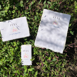 2026年カレンダー「3ヶ月めくり」各月ごとに心和む「いっぷくハンコ」のワンポイント 手漉き和紙使用 6枚目の画像