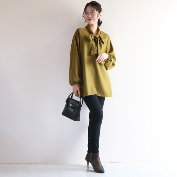 秋色【上品オリーブグリーン】2WAY一枚で決まるボウタイチュニックブラウス♡ 4枚目の画像