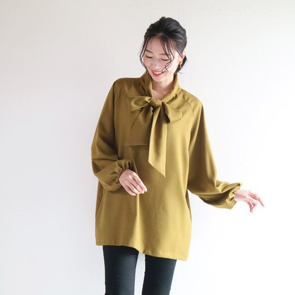 秋色【上品オリーブグリーン】2WAY一枚で決まるボウタイチュニックブラウス♡ 1枚目の画像