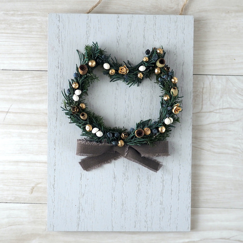 ねこ耳が可愛い(^ ^) 壁掛けクリスマスリース プリザーブドフラワー