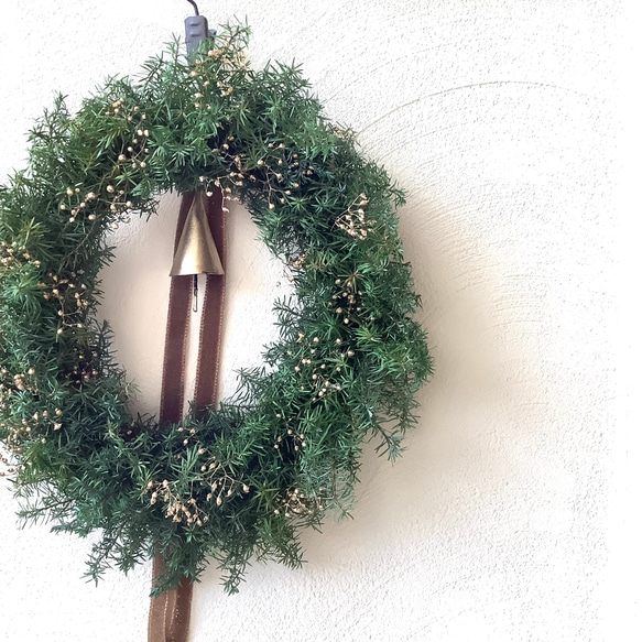 クリスマスリース オーバルリース プリザーブドフラワー ヒムロスギ