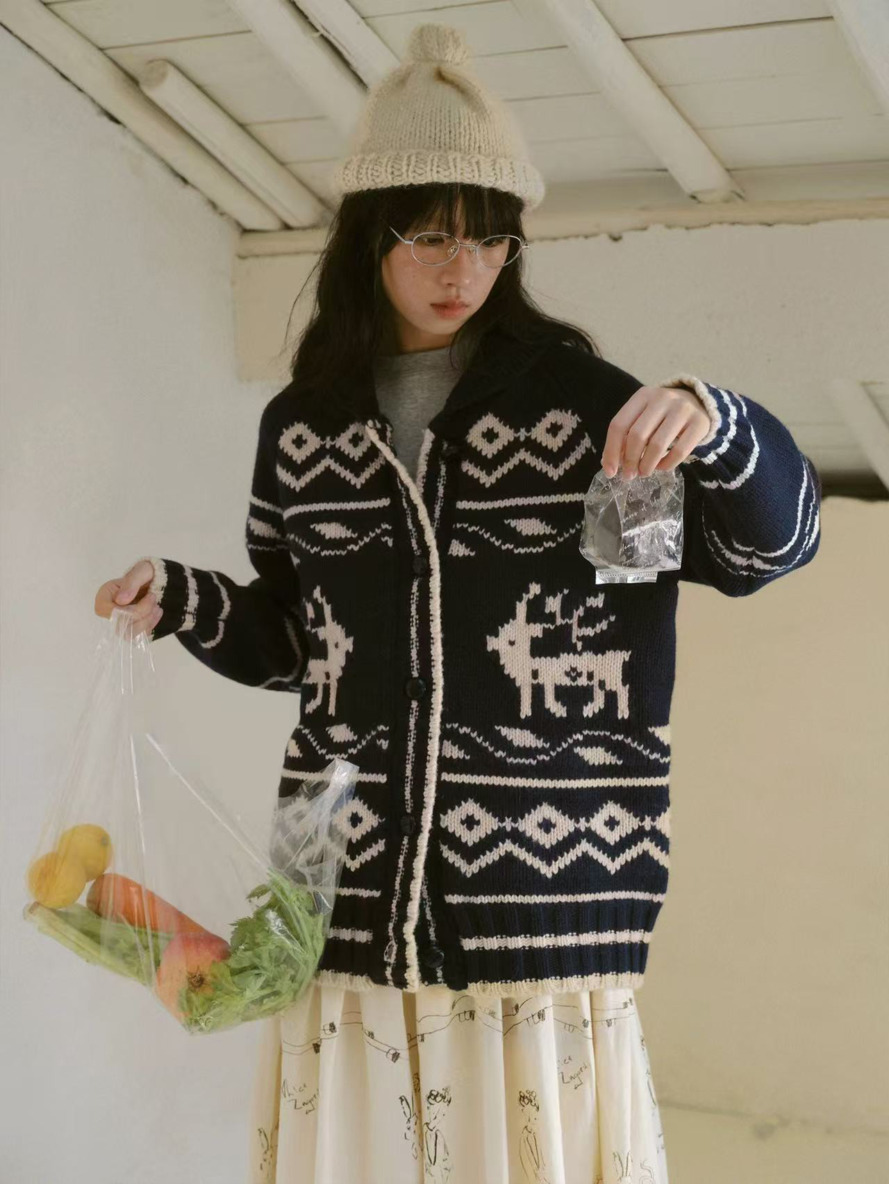 暖かい秋冬カーディガン  ジャガードカーディガン 　ウール100％ 9,288円