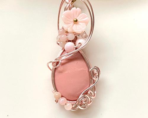 桜色の約束〜 ピンクオパール お花のペンダントトップ(天然石 天然石