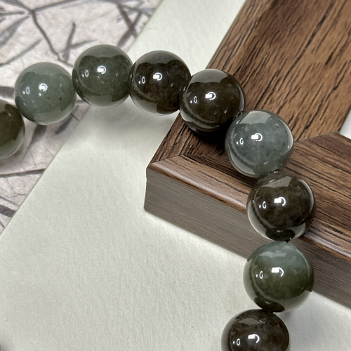 和田玉「天然翡翠(ネフライト) 」 ブレスレット ブレスレット 元気な草