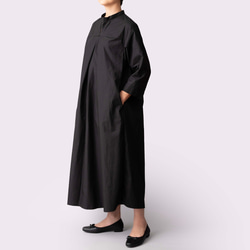 生地が選べるリネン&コットン【胸元ファスナー、スタンドカラーのワンピース】SMLオーダー　ブラック 7枚目の画像