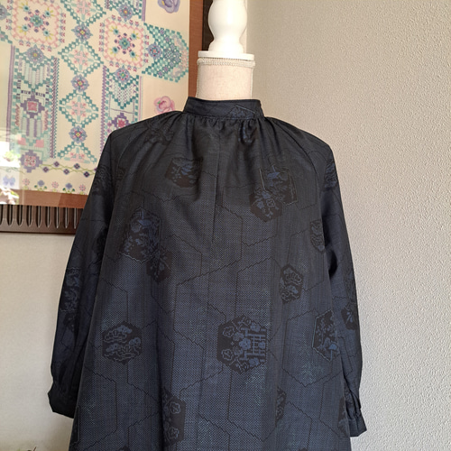 ☆ 着物リメイク/大島紬/7マルキ/泥染め/ラグランスリーブ/ハイネック