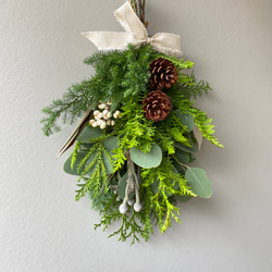 松ぼっくりのクリスマススワッグ スワッグ Cocoflower 通販 12961194