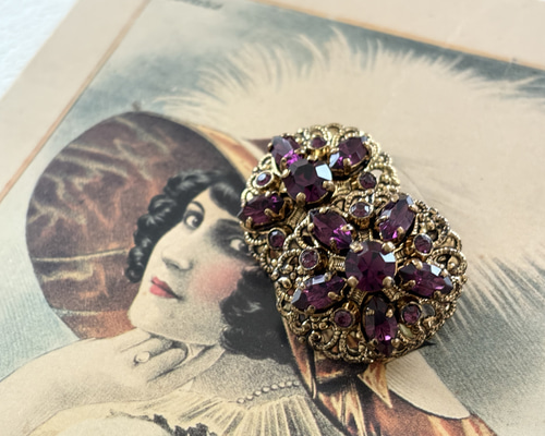 W.GERMANY 西ドイツ製 ヴィンテージ イヤリングブローチ稀少 W.GERMANY 西ドイツ Vintage コスチュームジュエリー パープルガラスの