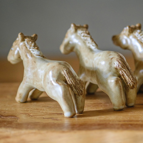 受注販売]2026年 干支飾り 午 うま オブジェ その他置物 わのえ工房