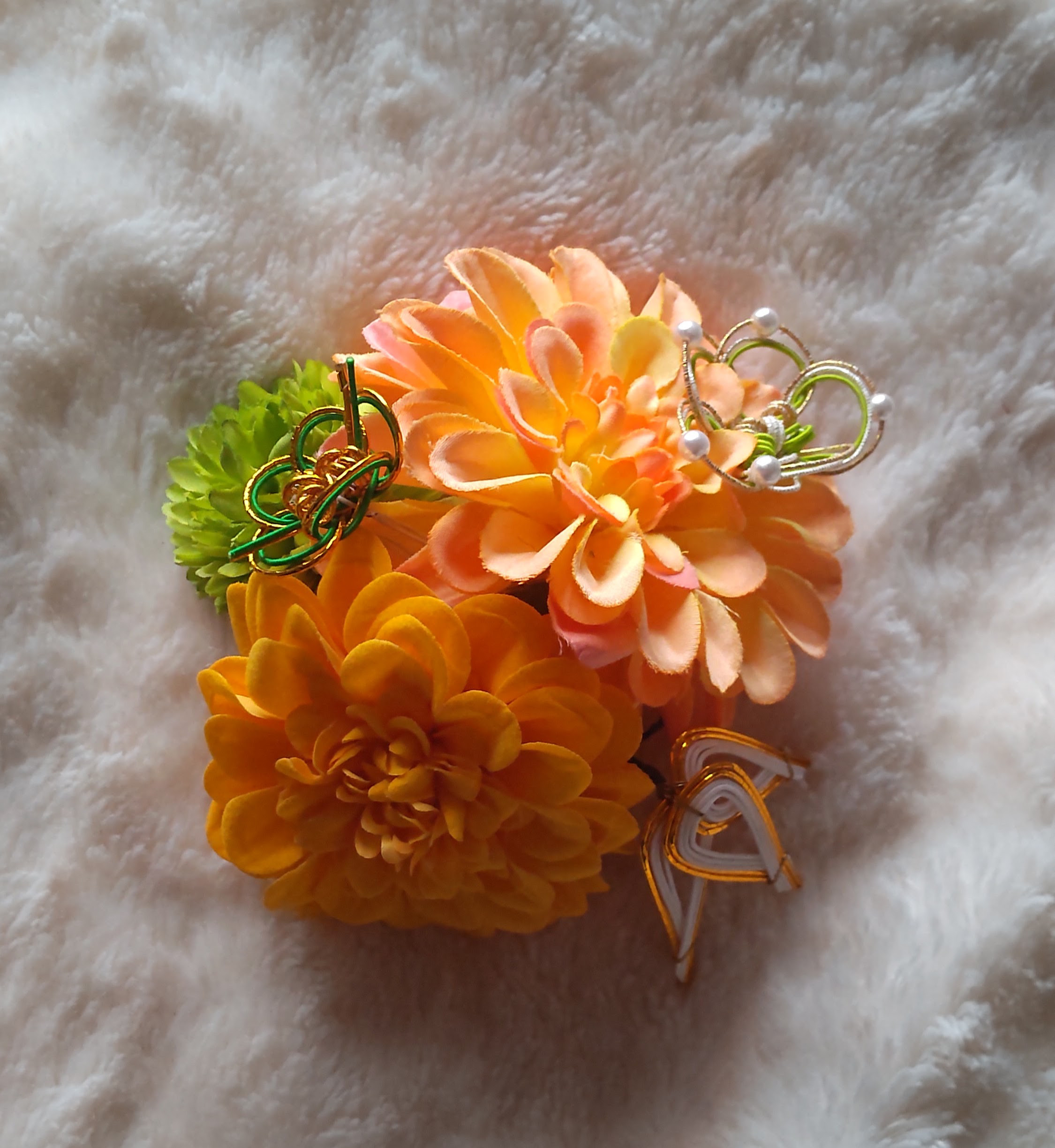造花髪飾り　ピーチダリア　グリーンマム