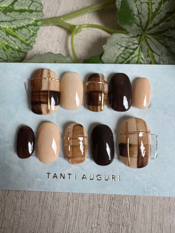 【新着！】チェックニュアンスネイルチップʕ•̫͡•ʕ•̫͡•ʔ 1枚目の画像