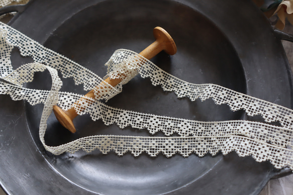 フランス 1m アンティークレース C1098 アイボリー 1枚目の画像