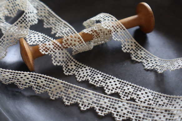 フランス 1m アンティークレース C1098 アイボリー 4枚目の画像