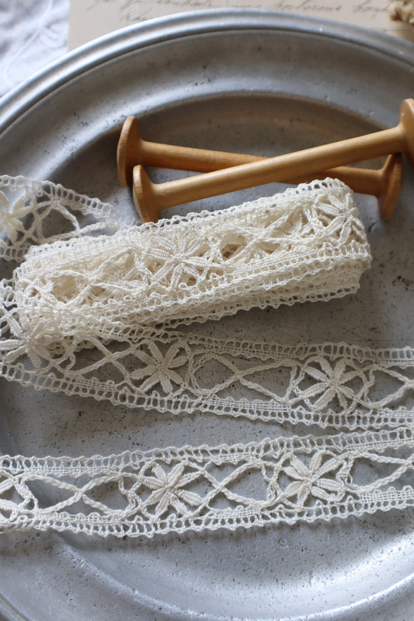 フランス 60㎝ アンティーク PUYボビンレース C1096 ナチュラル 5枚目の画像