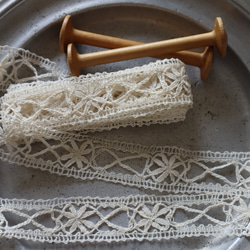 フランス 60㎝ アンティーク PUYボビンレース C1096 ナチュラル 7枚目の画像