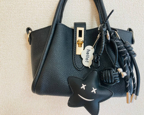 じゃらじゃらキーホルダー キーチャーム バッグチャーム パラコード 白