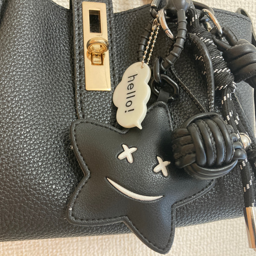 じゃらじゃらキーホルダー キーチャーム バッグチャーム パラコード 白