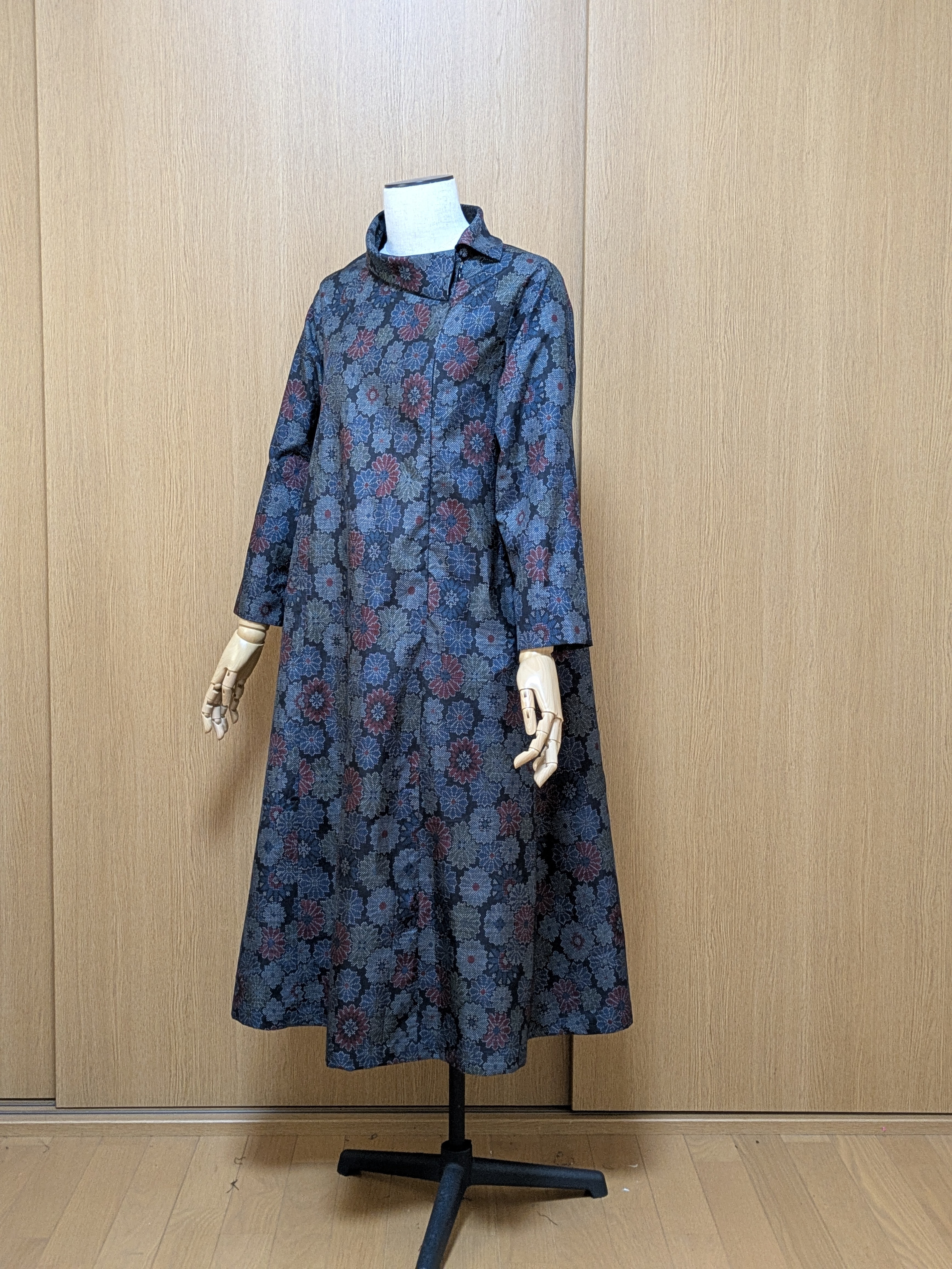 SOLD　着物リメイク　ワンピース　大島紬　Ｍ〜L