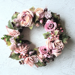 ピンクバラのリース（BOX付き）プリザーブドフラワー ドライフラワー