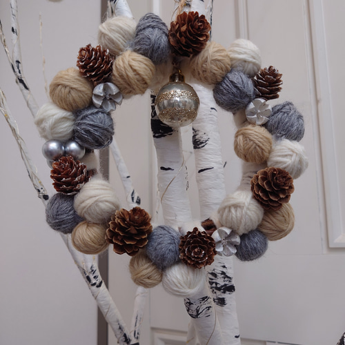 【販売済】毛糸玉リース★クリスマス 毛糸玉 クリスマスリース ニットボールリース リース amore 通販