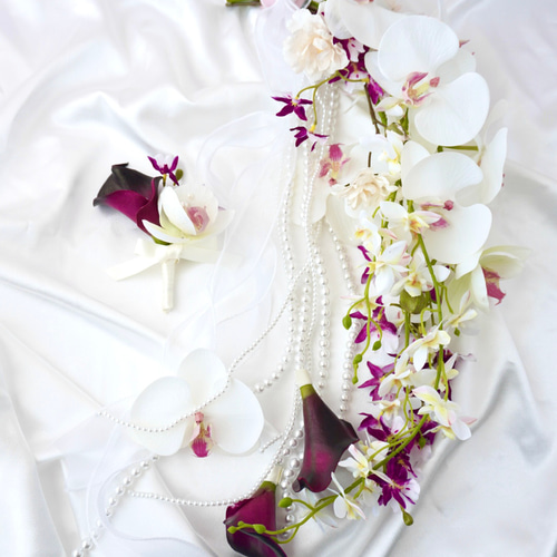 胡蝶蘭パールブーケ【ブートニアプレゼント】胡蝶蘭 カラーリリィ