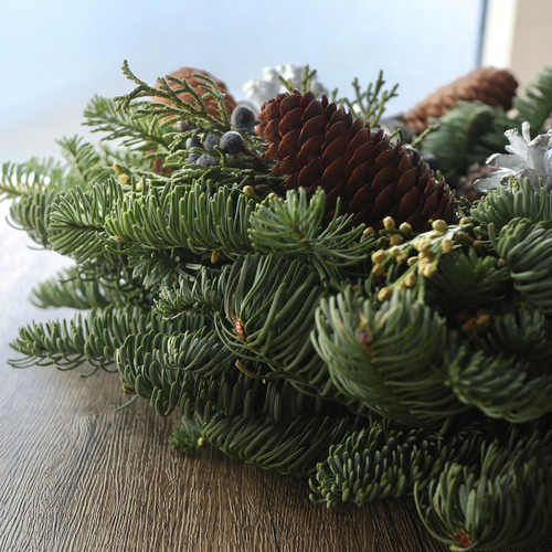 オレゴン産のフレッシュクリスマスリース 本場のモミの木 30センチ