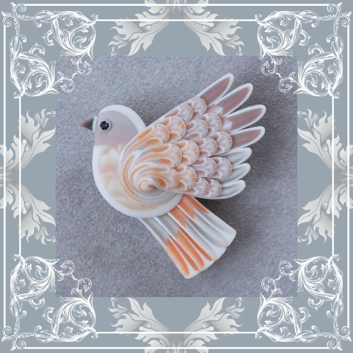 ジョウビタキ（メス）ブローチ