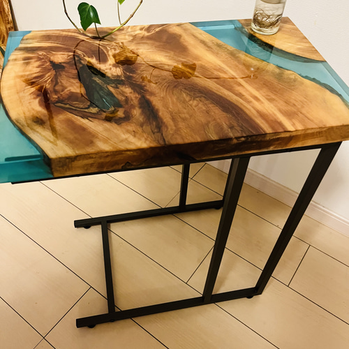 レジンテーブル　ソファテーブル　サイドテーブル　コーヒーテーブル　栃の木 レジンテーブル ソファテーブル サイドテーブル コーヒーテーブル