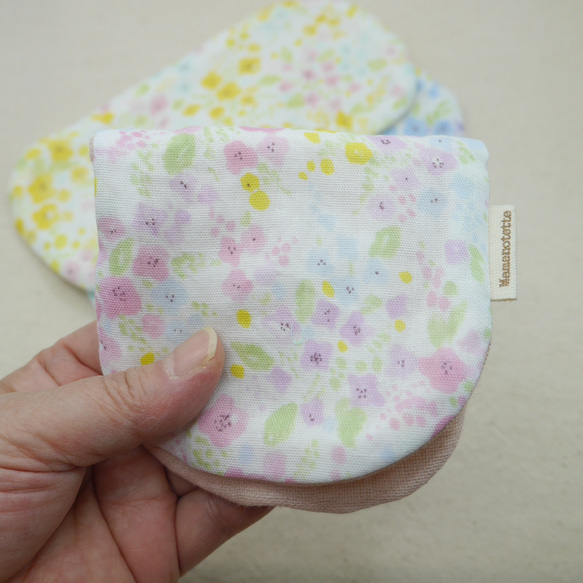 ふわもこハンカチ｜水彩小花-Watercolor Small Flowers-｜S・10×20cm｜ガーゼハンカチ 2枚目の画像