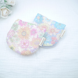 ふわもこハンカチ｜フラワーパーティー-Flower Party-｜S・10×20cm｜ガーゼハンカチ｜花柄｜プチギフト 1枚目の画像