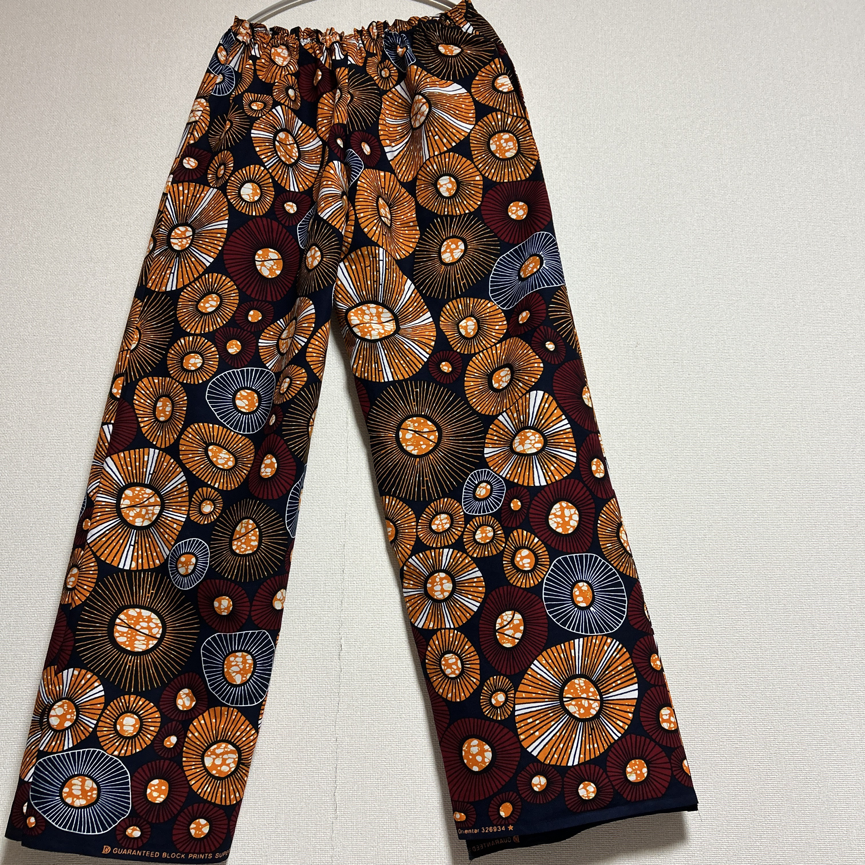 アフリカン　ギャザーパンツ♪ 両ポケット付き　アフリカンファブリック　アフリカ生地　アフリカ布　アフリカプリント