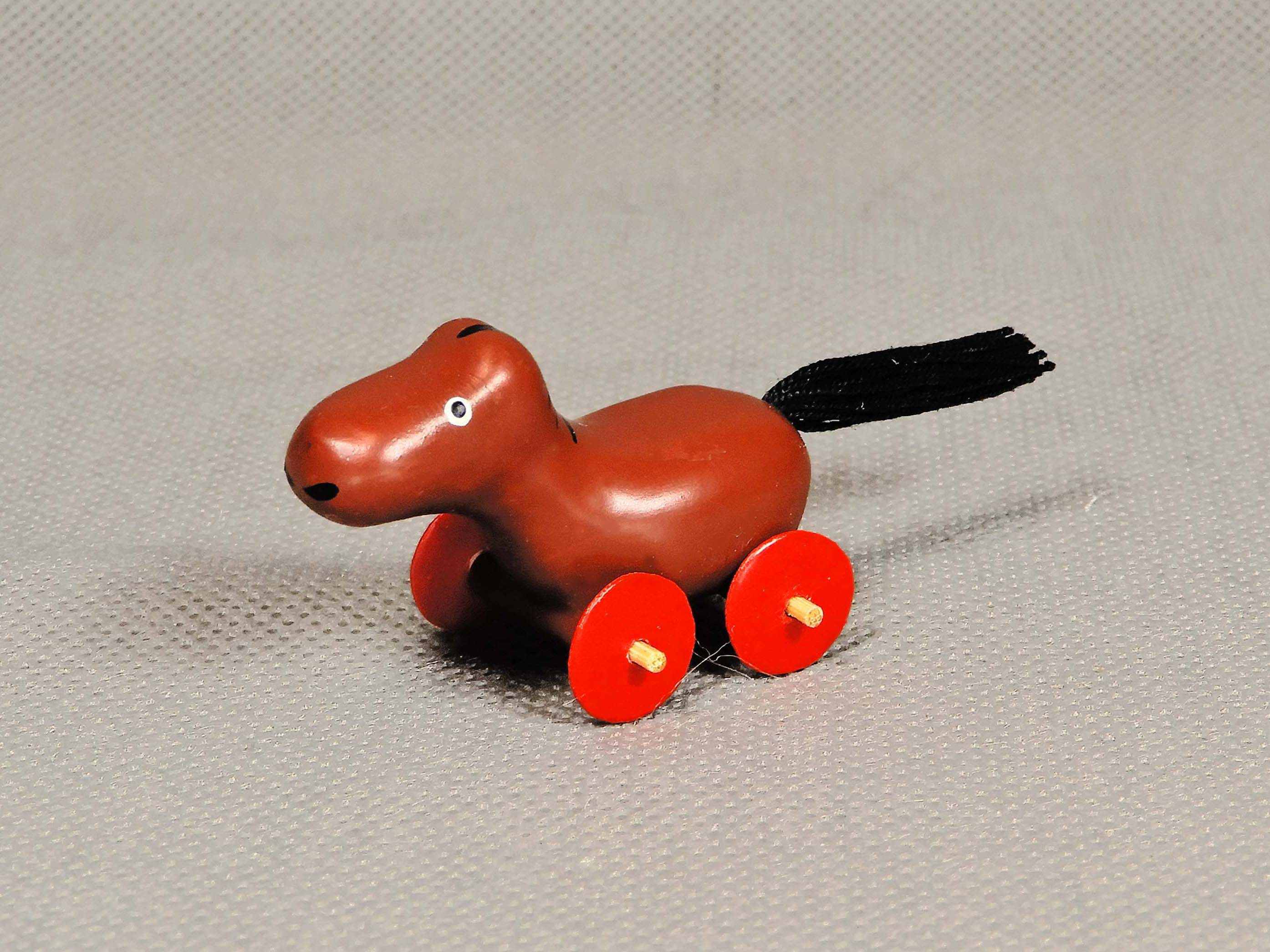 干支張子　「馬車（うまくるま）」