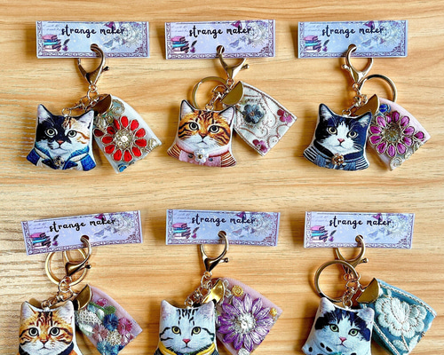 インド刺繍キーホルダー 公爵猫 キーホルダー strange maker 通販