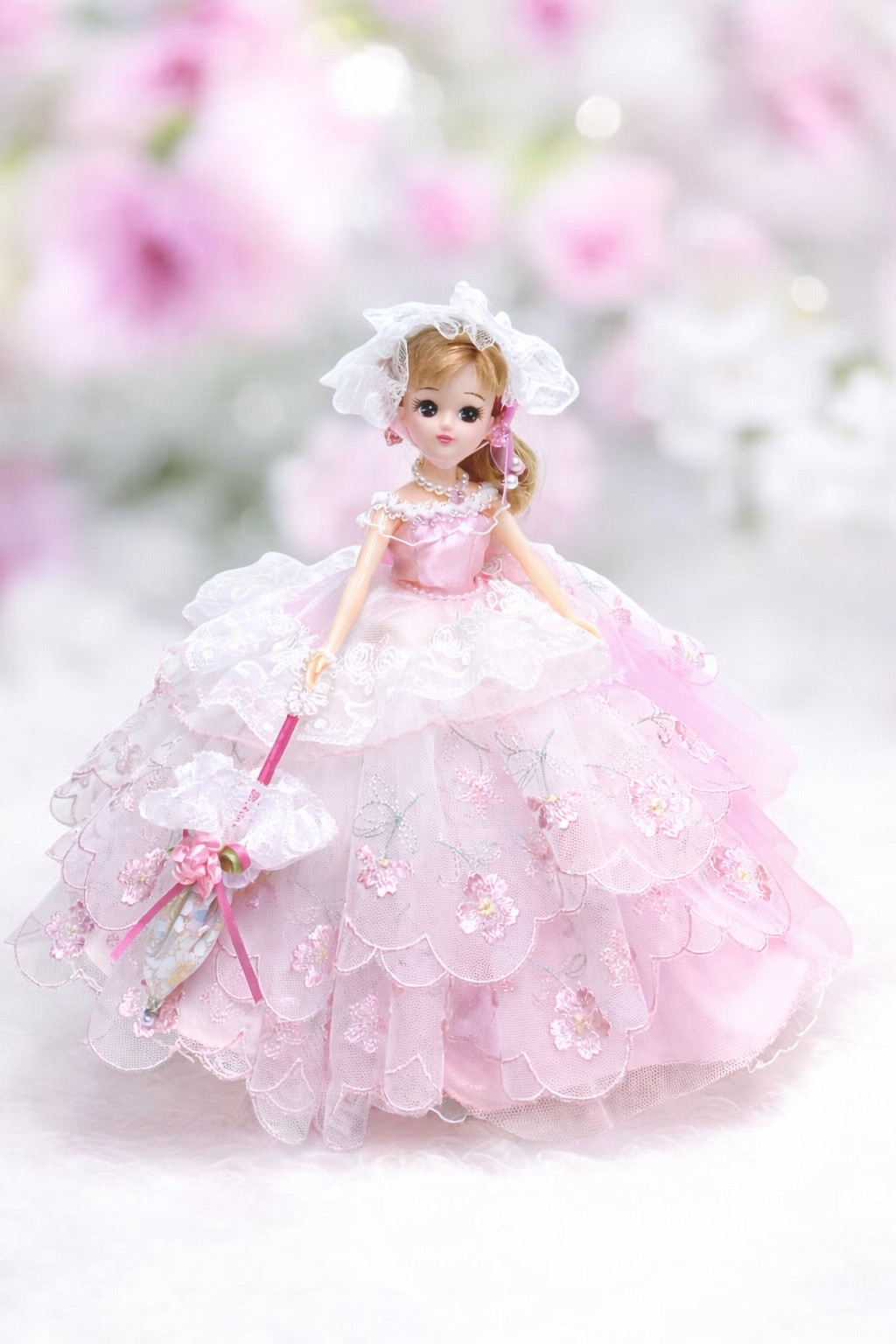 ローズピンクのロイヤルドレス風〜パラソルを添えて　1/6ドールサイズ着せ替えドレス