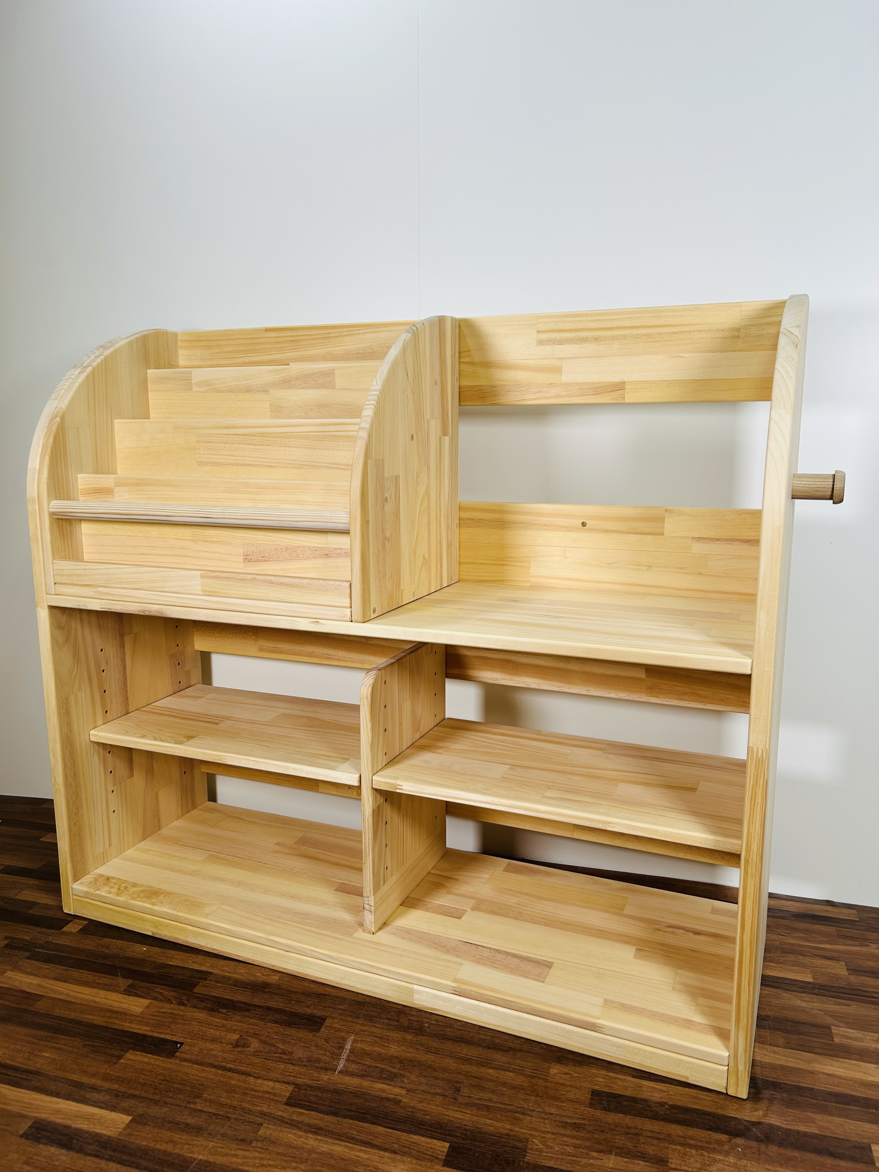 絵本棚　ディスプレイ取り外しタイプ