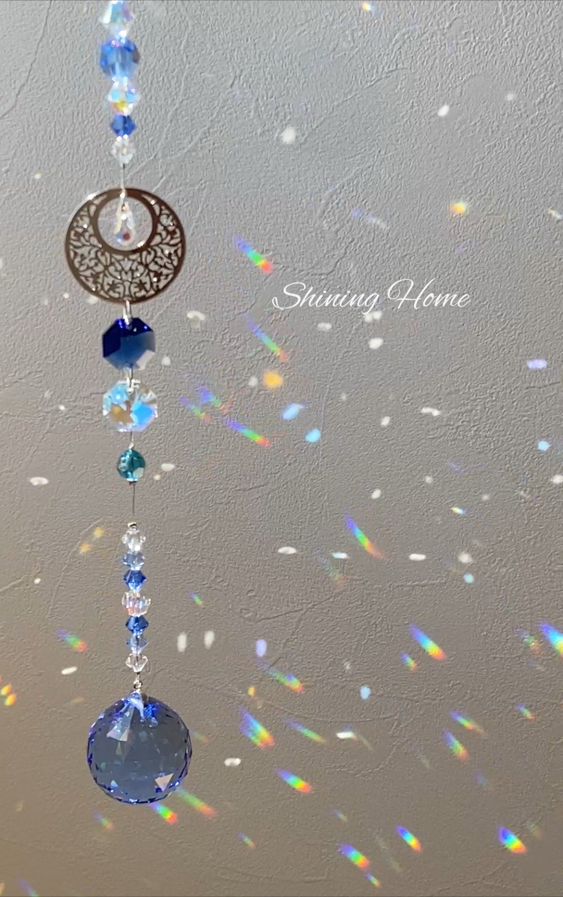 月としずくのサンキャッチャー《ミディアムサフィア・スワロフスキー使用》