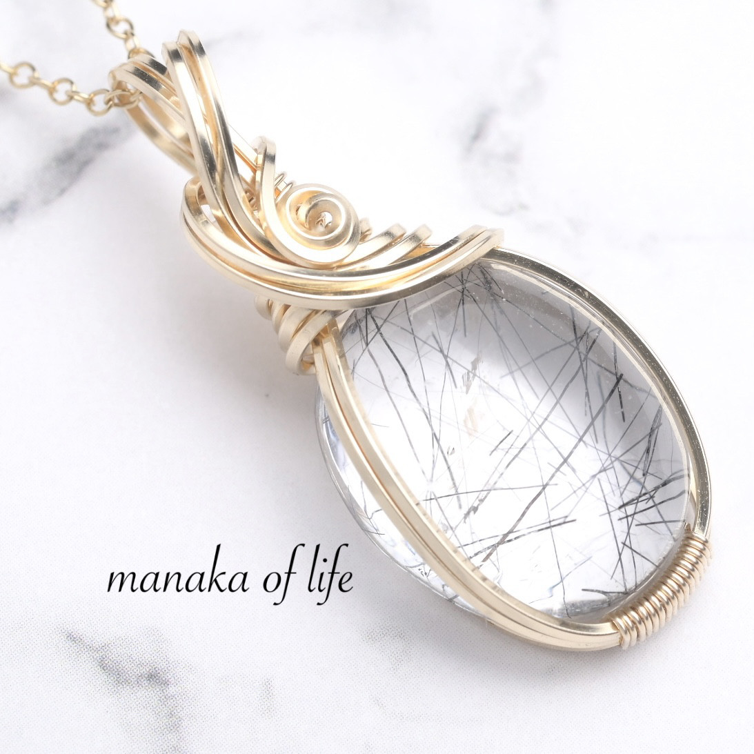 ブラックトルマリンインクォーツ ペンダントトップ  ワイヤーラッピング ネックレス 14kgf 天然石 送料無料でお届け