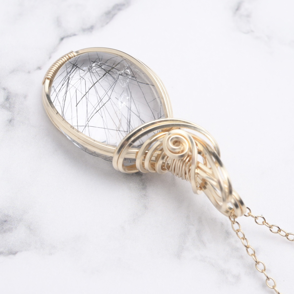 ブラックトルマリンインクォーツ ペンダントトップ  ワイヤーラッピング ネックレス 14kgf 天然石 送料無料でお届け