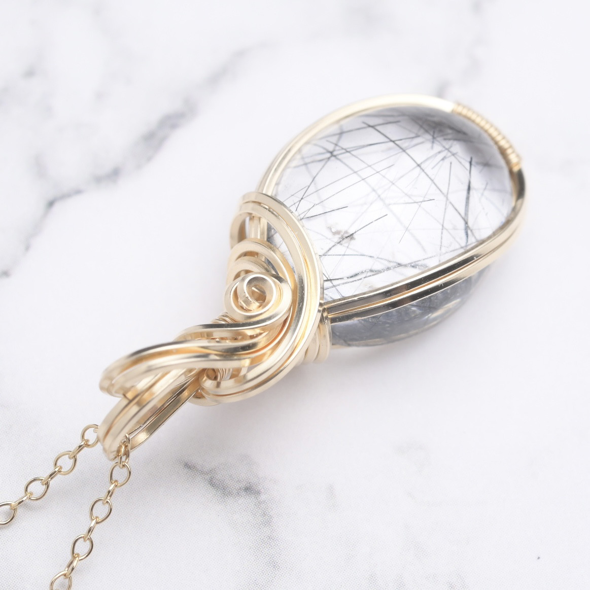 ブラックトルマリンインクォーツ ペンダントトップ  ワイヤーラッピング ネックレス 14kgf 天然石 送料無料でお届け