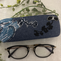 ハンドメイド☆ミナペルホネンリネン紺蝶々hütte skyful刺繍ポーチ