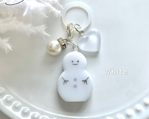 きんつばさん専用❤️スノーホワイト❤️クリスマス❤️ドールチャーム❤️ハンドメイド snowman＊アンブレラマーカー チャーム WHITE キーホルダー miasnow..y