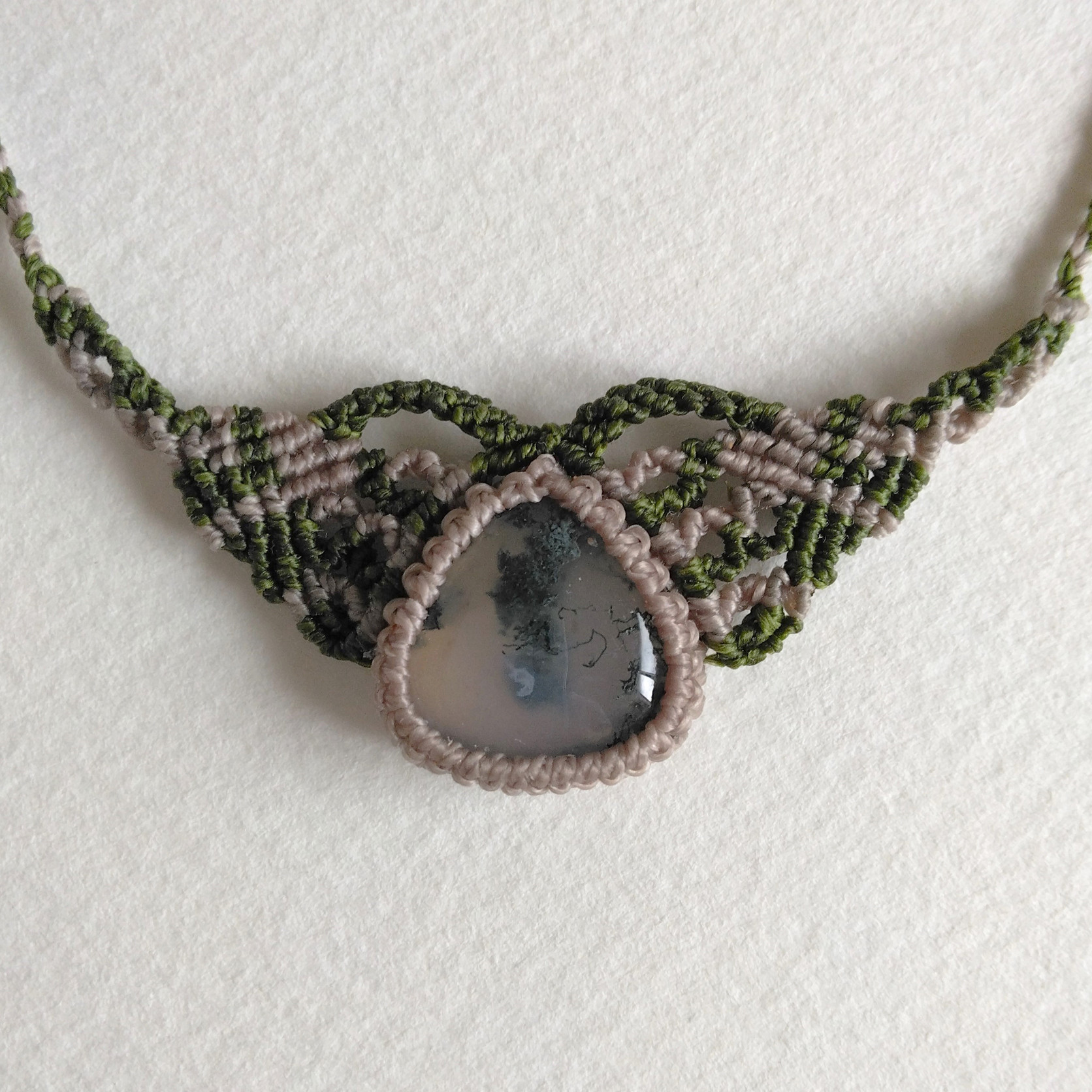 天然石ネックレス　モスアゲート　マクラメ編み　MN3