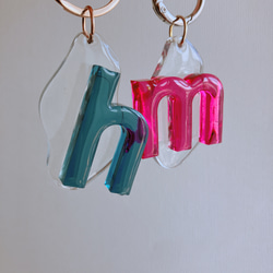 全12色　ビビット　うねうね×イニシャルキーホルダーアルファベットチャーム☆/推し活/お祝い　 15枚目の画像
