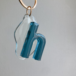 全12色　ビビット　うねうね×イニシャルキーホルダーアルファベットチャーム☆/推し活/お祝い　 13枚目の画像