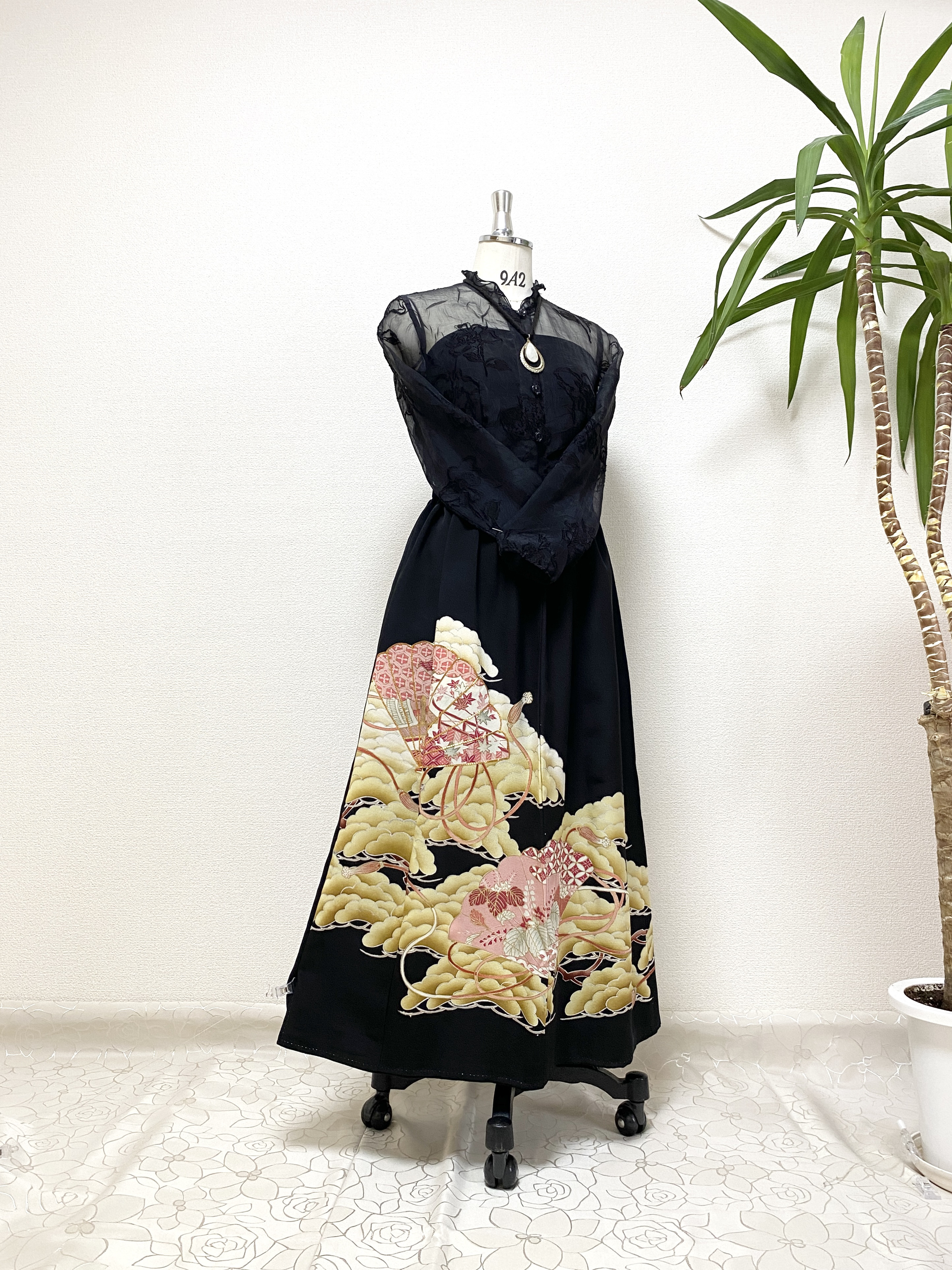 大人可愛いセレブ着物スカートフリーサイズ1点物黒留袖着物リメイクウエストゴムロングスカートフリーサイズ送料込み5786